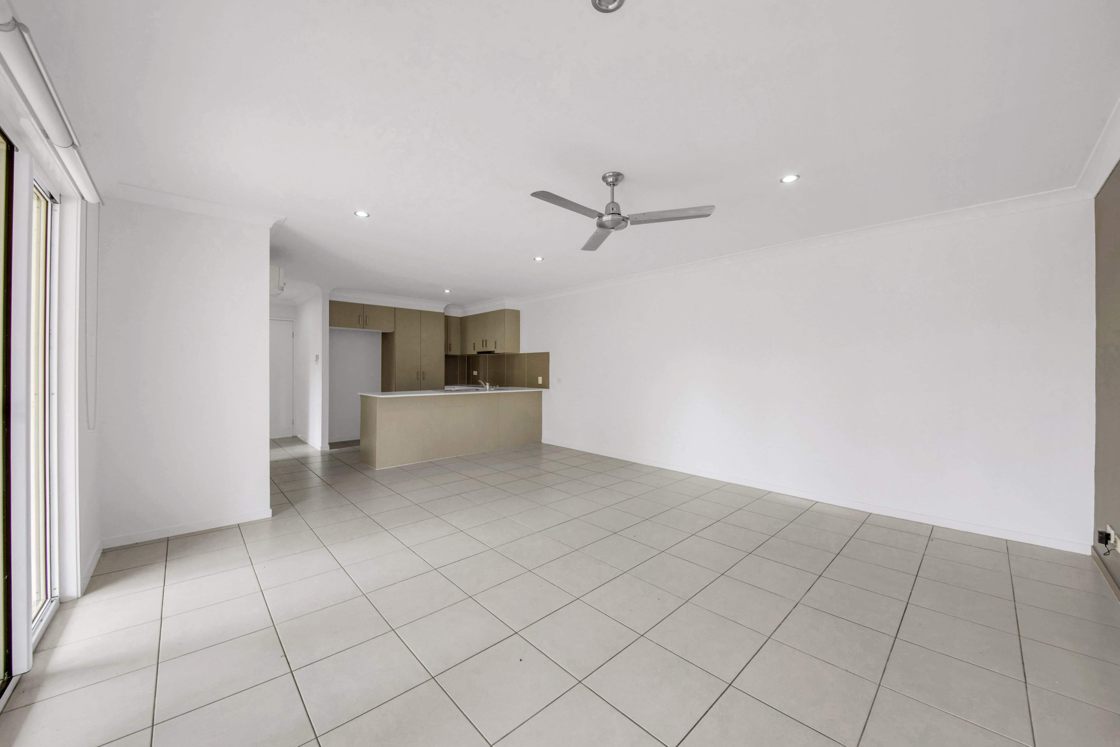 32 Seagull Boulevard, Kirkwood QLD 4680, Kirkwood - Thumbnail 5