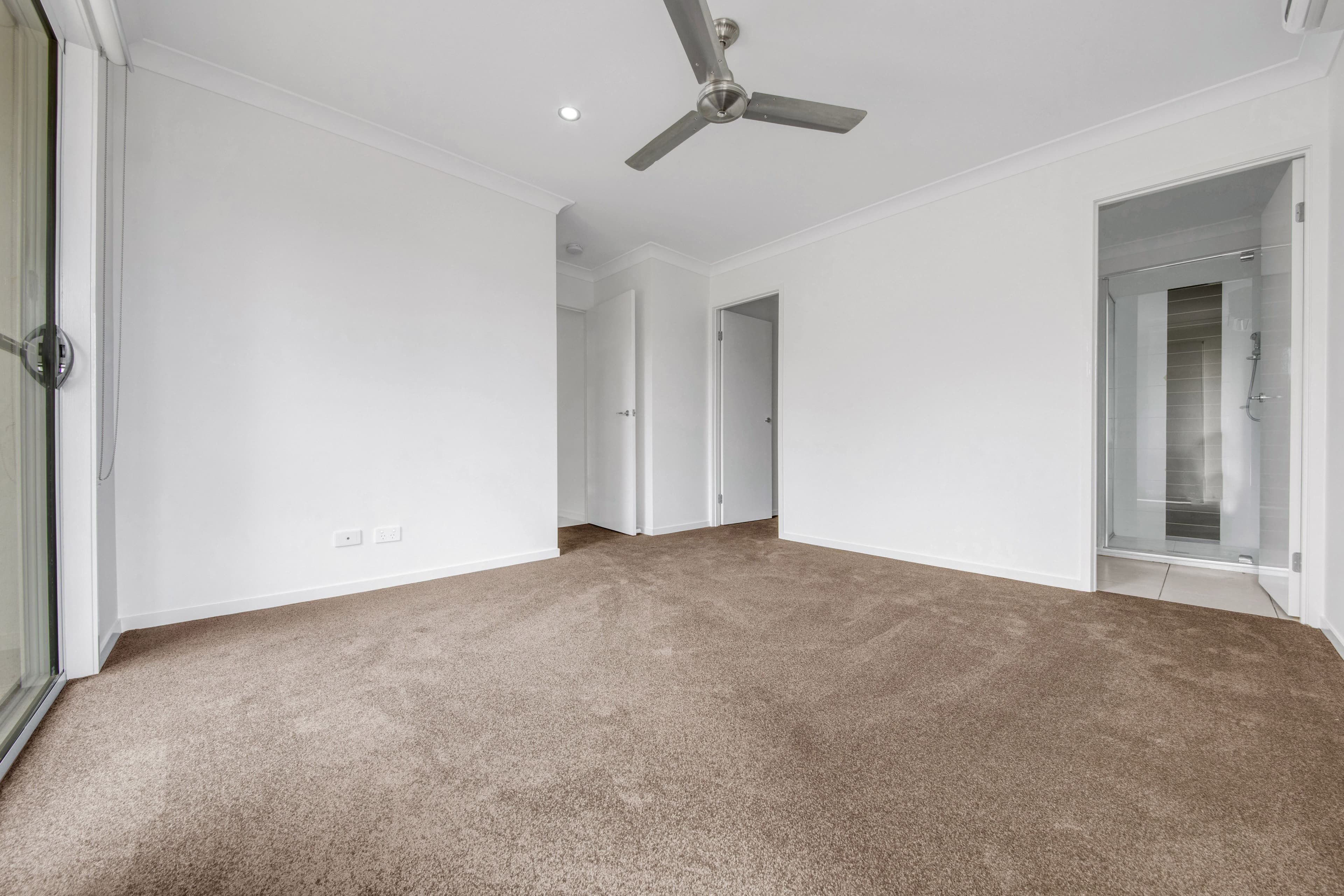 32 Seagull Boulevard, Kirkwood QLD 4680, Kirkwood - Thumbnail 7
