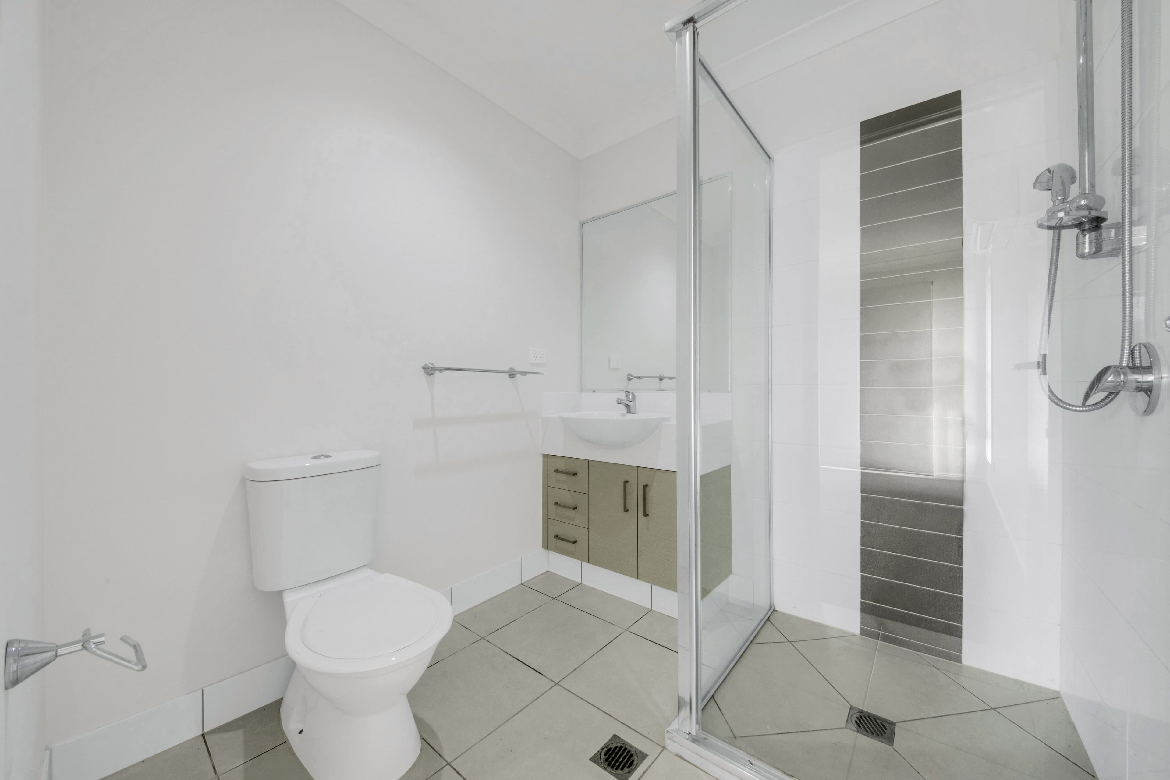 32 Seagull Boulevard, Kirkwood QLD 4680, Kirkwood - Thumbnail 8