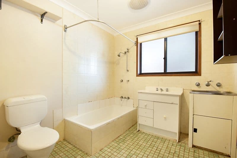 261 Cygnet Drive, BERKELEY VALE NSW 2261, Berkeley Vale - Thumbnail 8