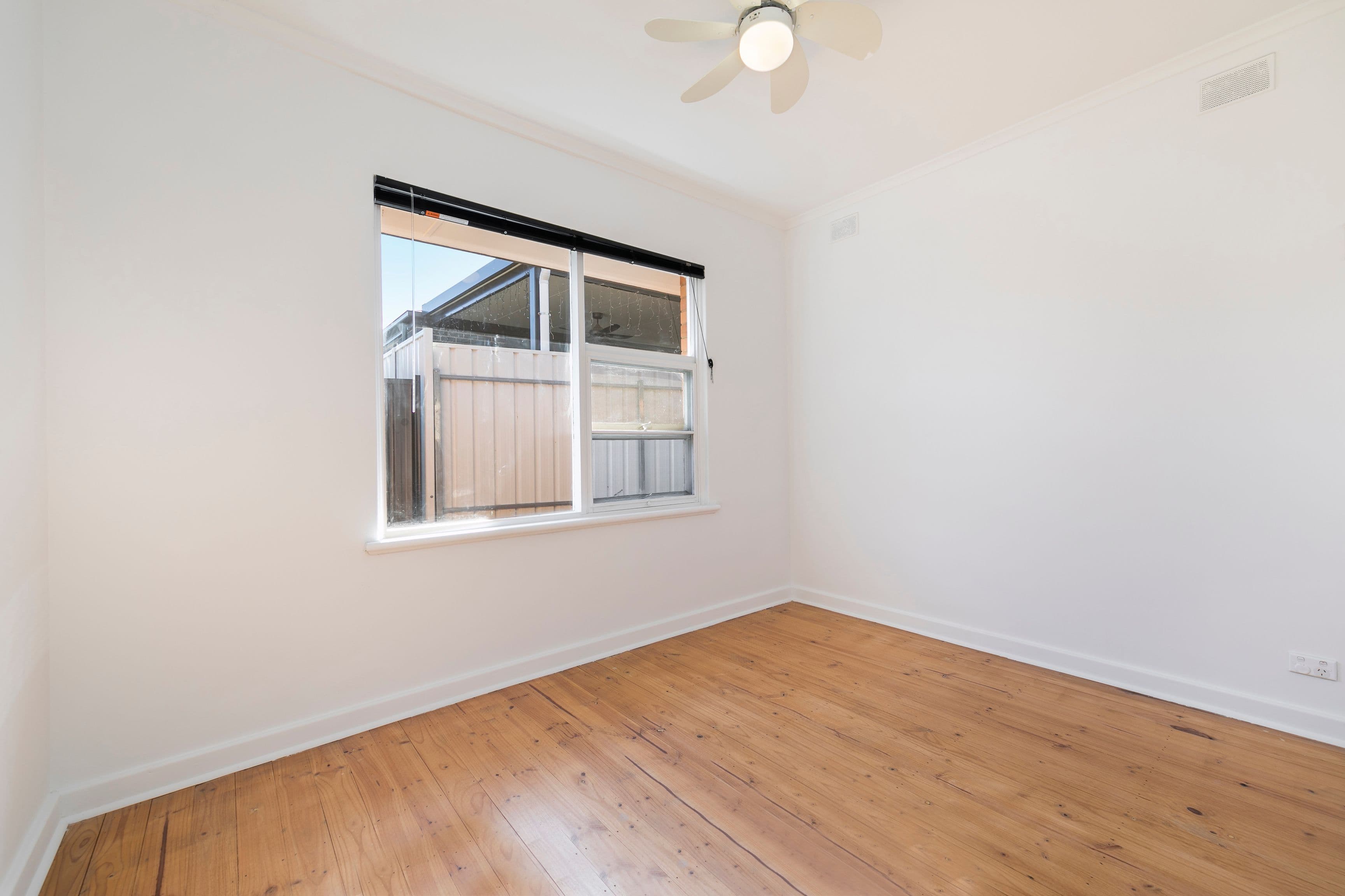104 Nelson Road, Valley View SA 5093, Valley View - Thumbnail 5