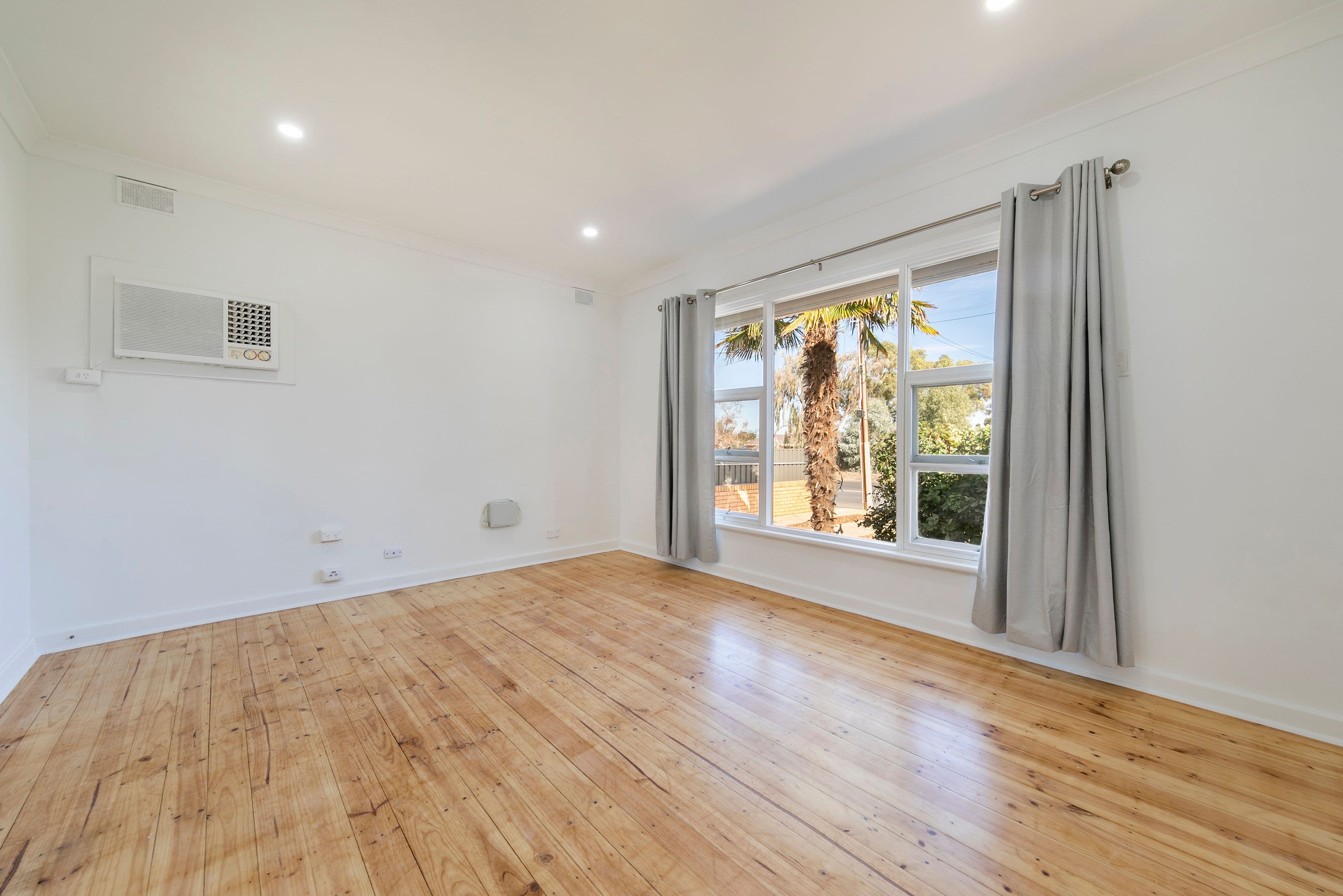 104 Nelson Road, Valley View SA 5093, Valley View - Thumbnail 6
