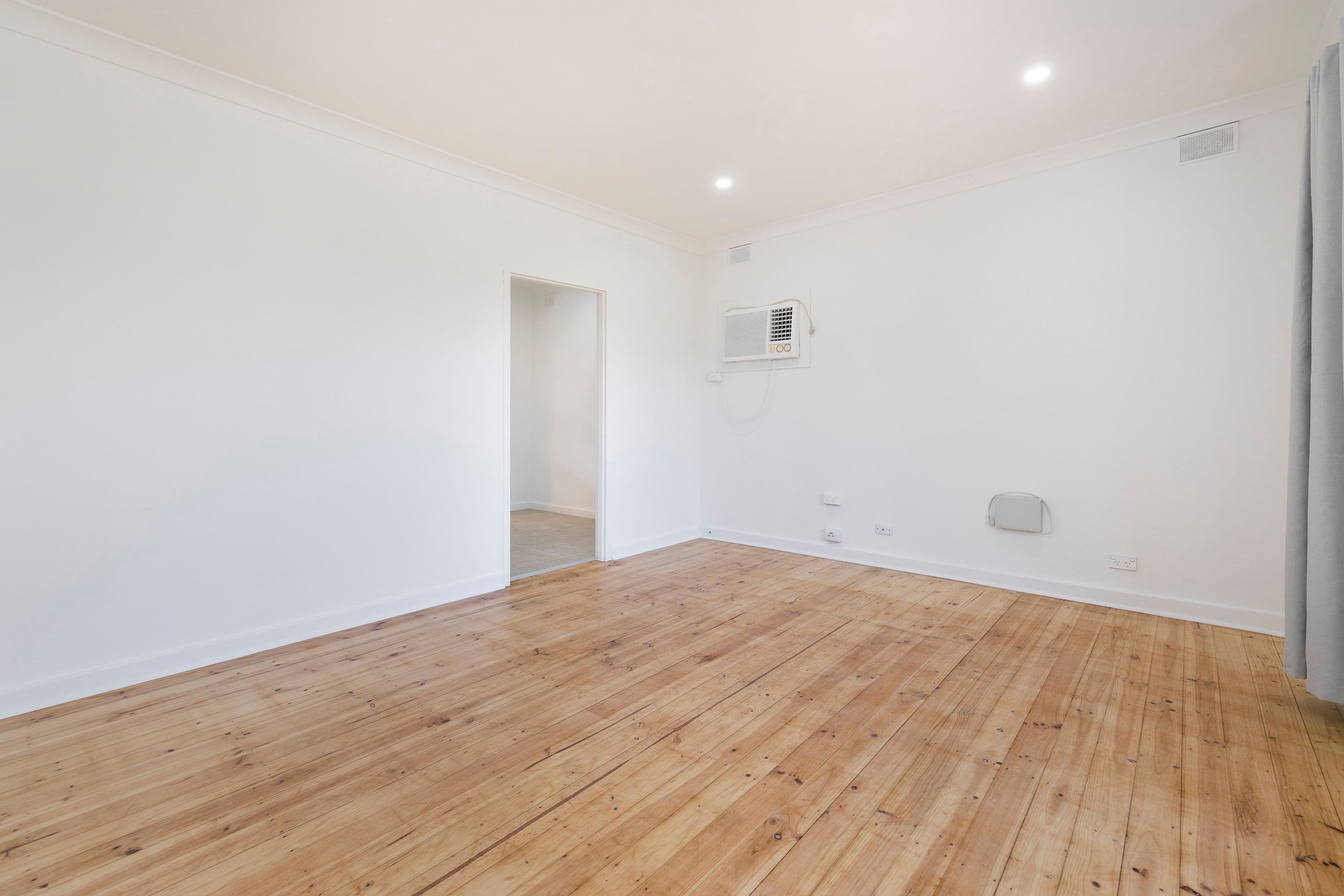 104 Nelson Road, Valley View SA 5093, Valley View - Thumbnail 7