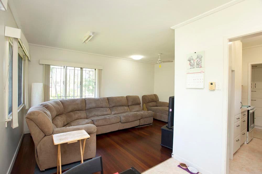 49 Watford Street, UPPER MOUNT GRAVATT QLD 4122, Upper Mount Gravatt - Thumbnail 4