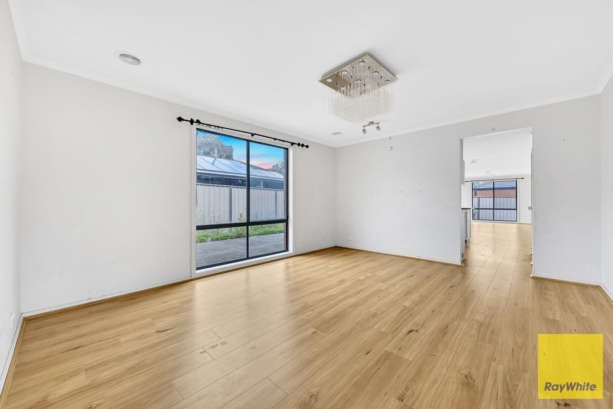 4 Hollows Circuit, Tarneit VIC 3029, Tarneit - Thumbnail 4