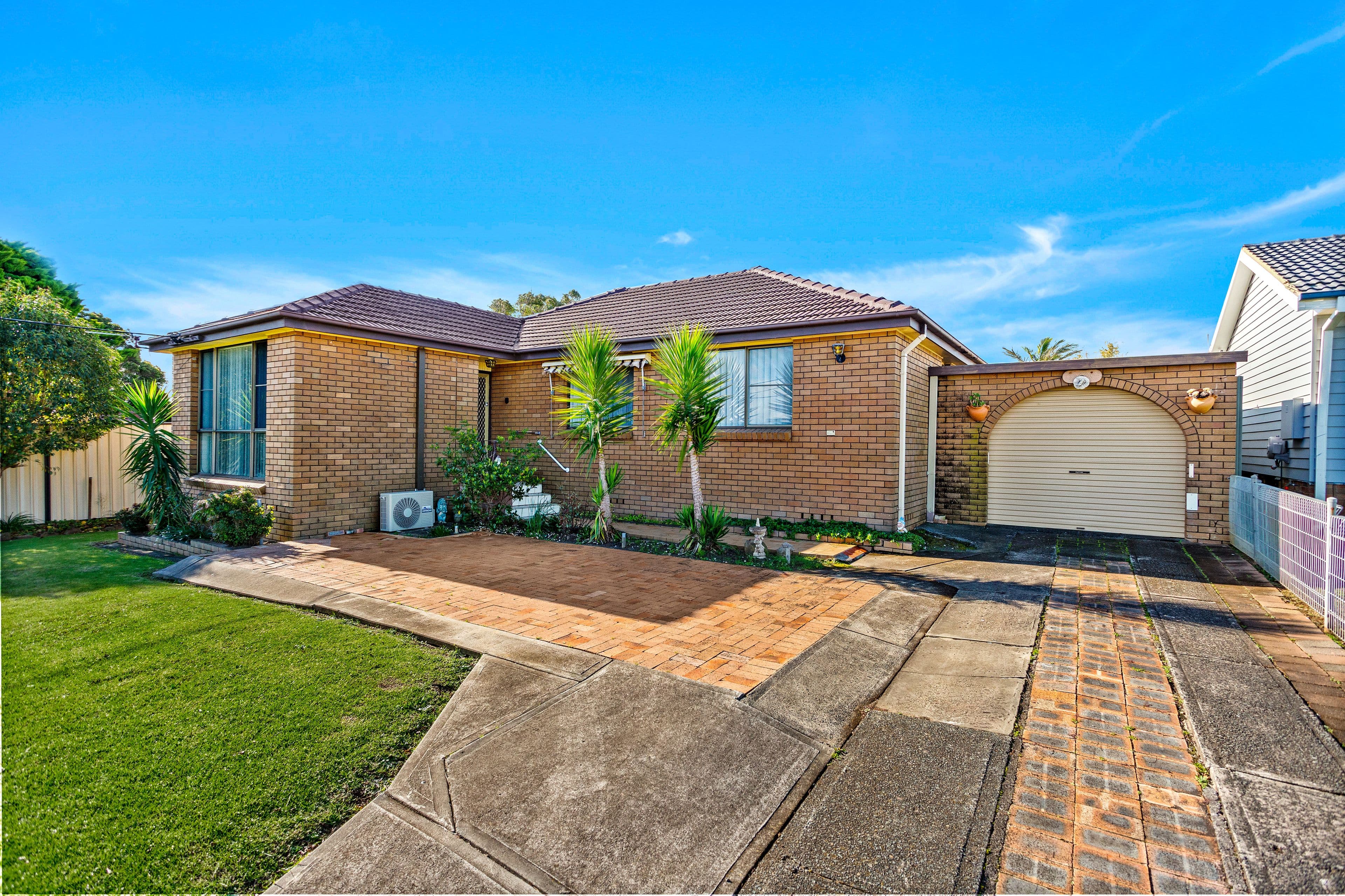8 Elouera Street, Lake Illawarra NSW 2528, Lake Illawarra - Image 1