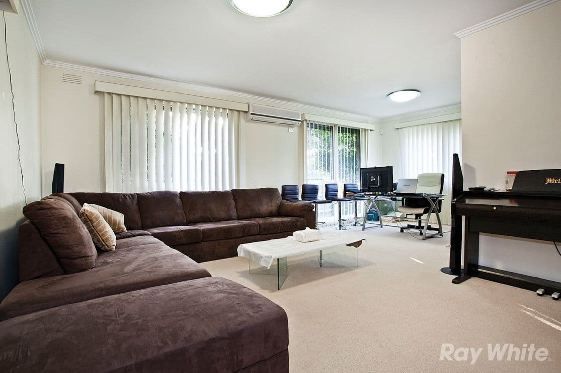 1 Gaynor Crescent, GLEN WAVERLEY VIC 3150, Glen Waverley - Image 1