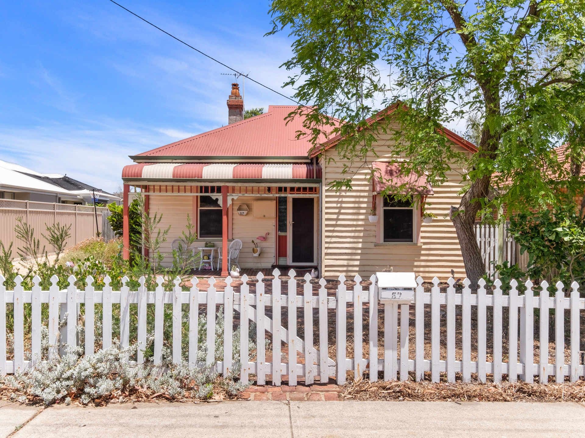 57 Lawrence Street, Bayswater WA 6053, Bayswater - Thumbnail 2