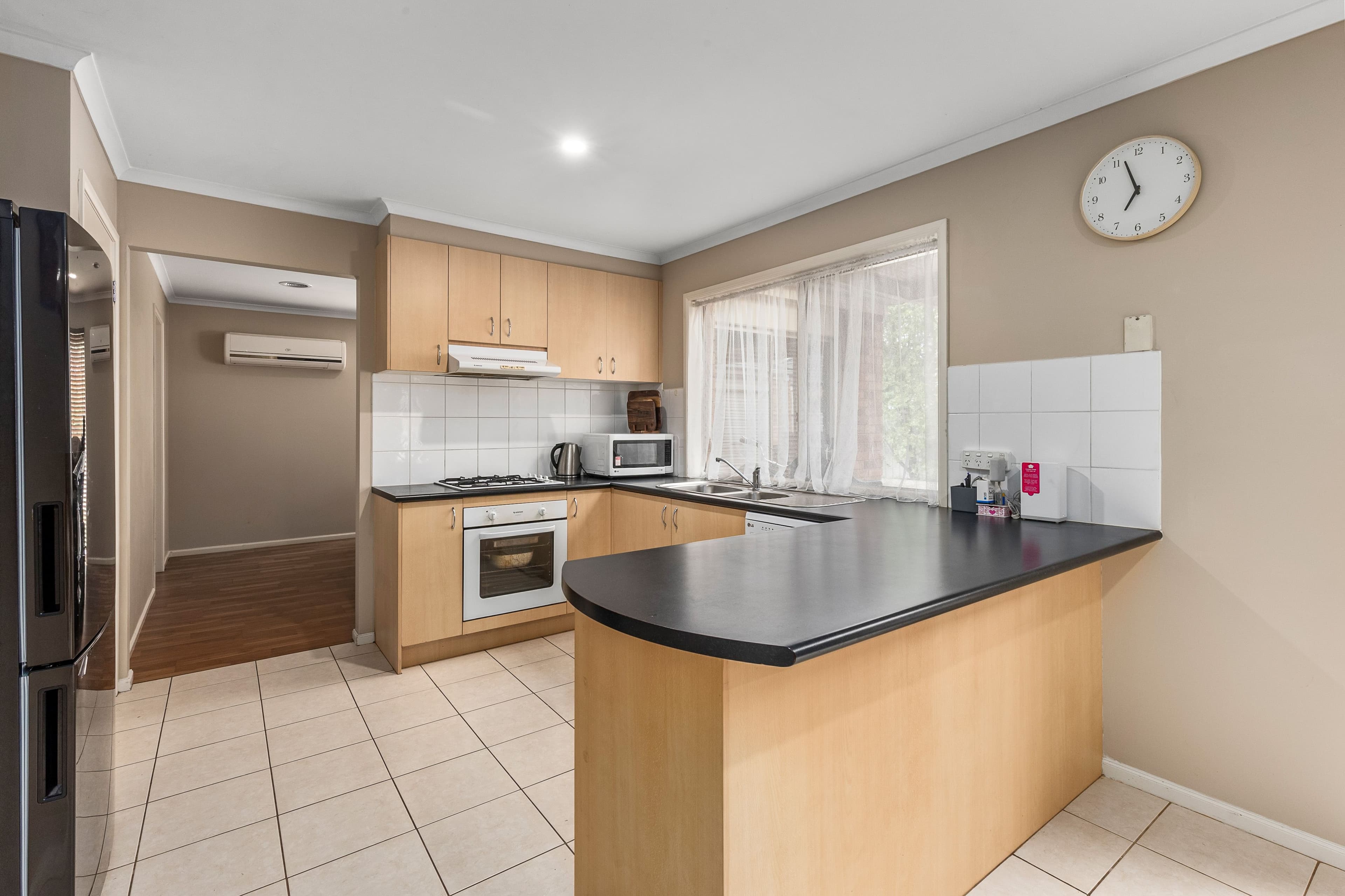 17 Pine Valley Rise, Craigieburn VIC 3064, Craigieburn - Thumbnail 4