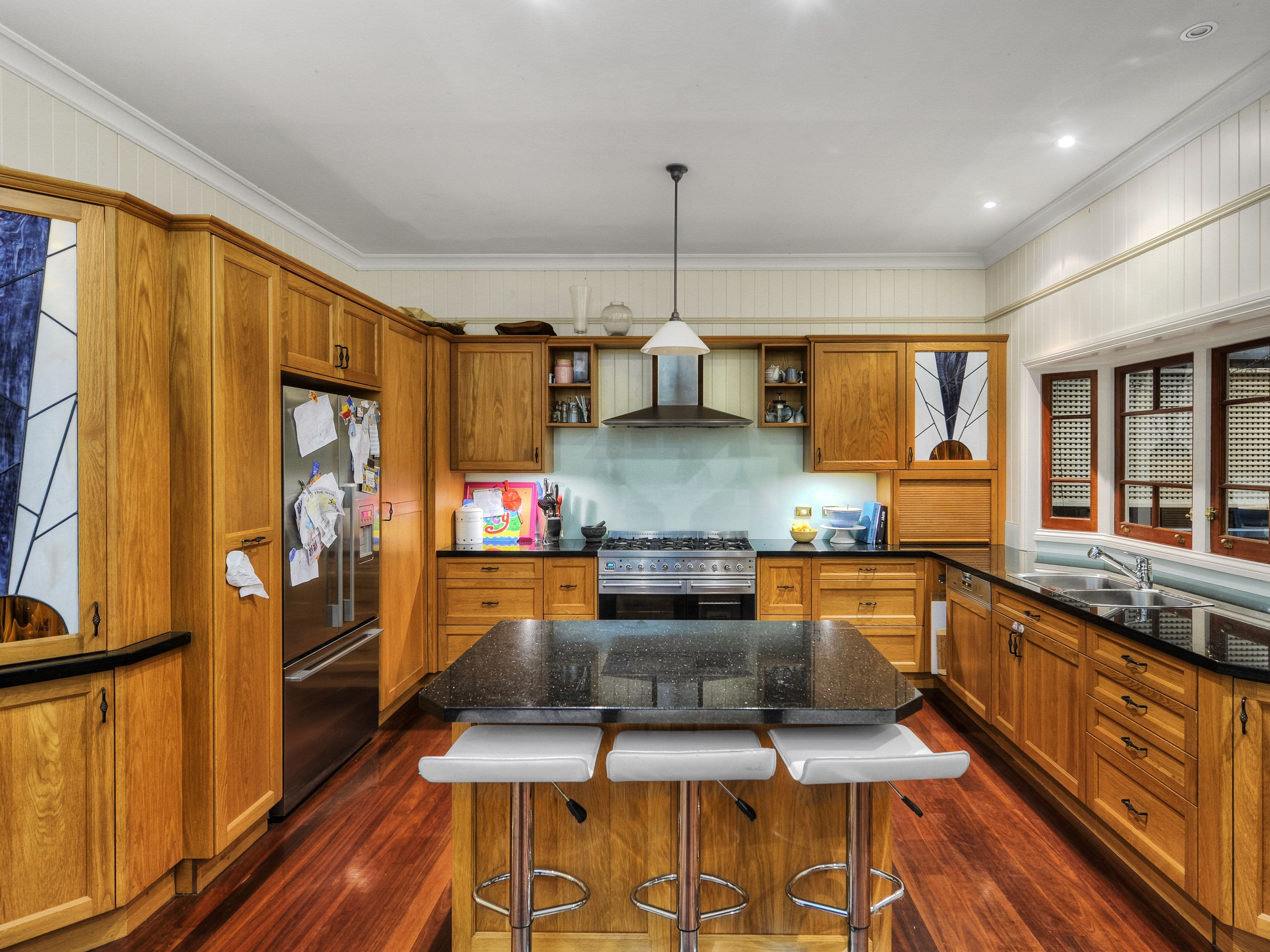 272 Ferguson Road, Seven Hills QLD 4170, Seven Hills - Thumbnail 3