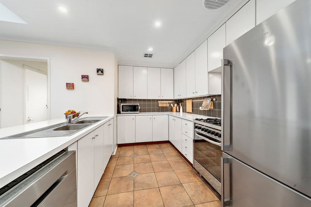 9 Crofts Crescent, Spence ACT 2615, Spence - Thumbnail 6