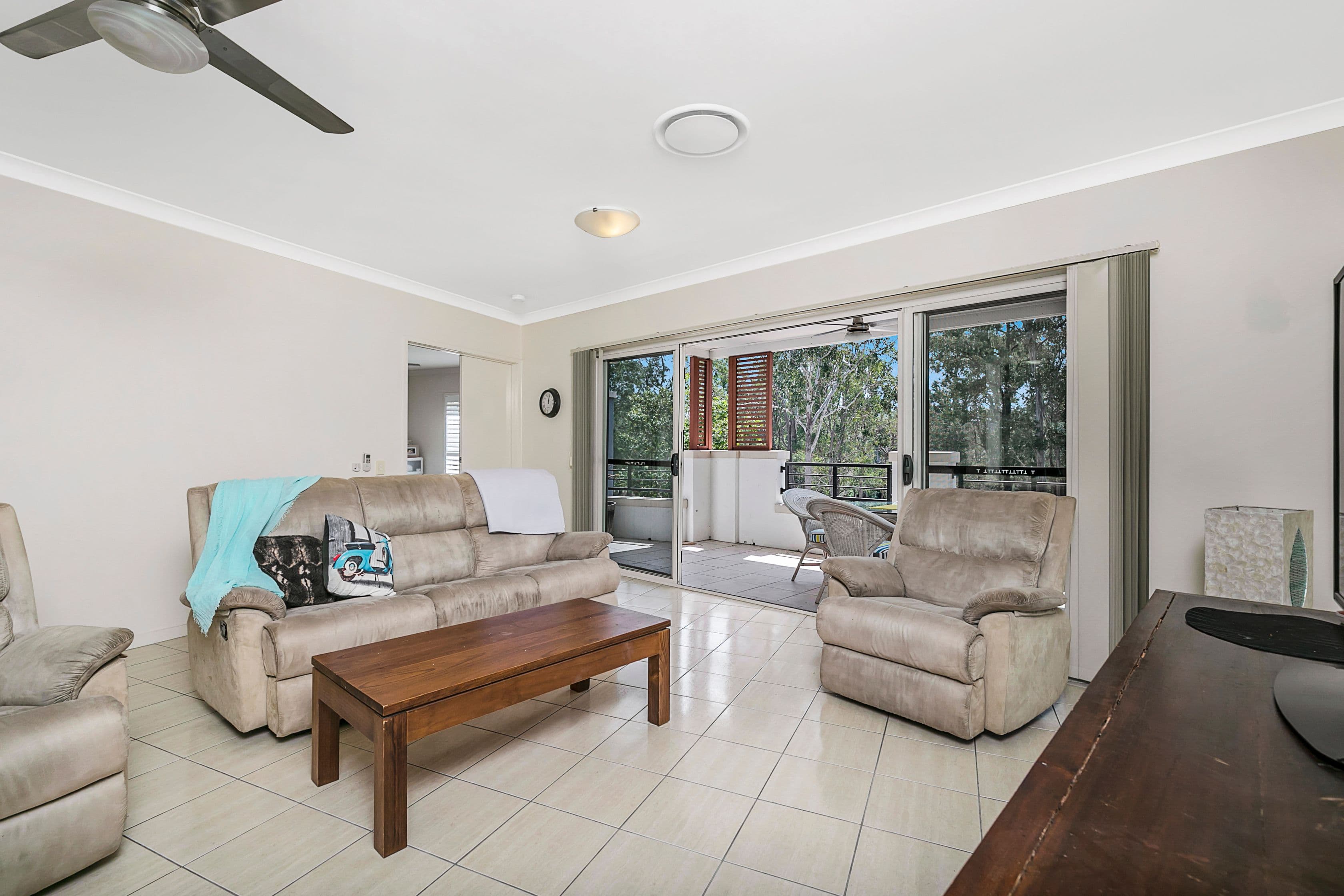 35 Greenway Circuit, Mount Ommaney QLD 4074, Mount Ommaney - Thumbnail 5