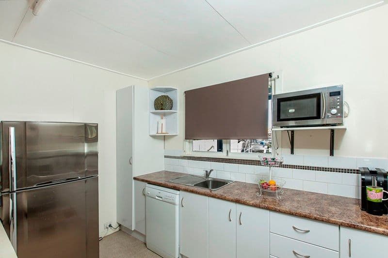 96 Westminster Avenue, GOLDEN BEACH QLD 4551, Golden Beach - Thumbnail 3