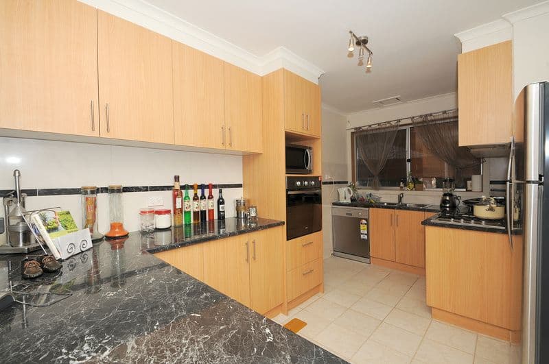 30 Broadway, BONBEACH VIC 3196, Bonbeach - Thumbnail 2