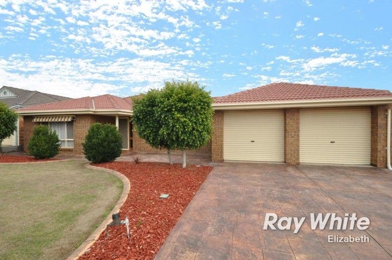 22 Axminster Crescent, CRAIGMORE SA 5114, Craigmore - Thumbnail 2