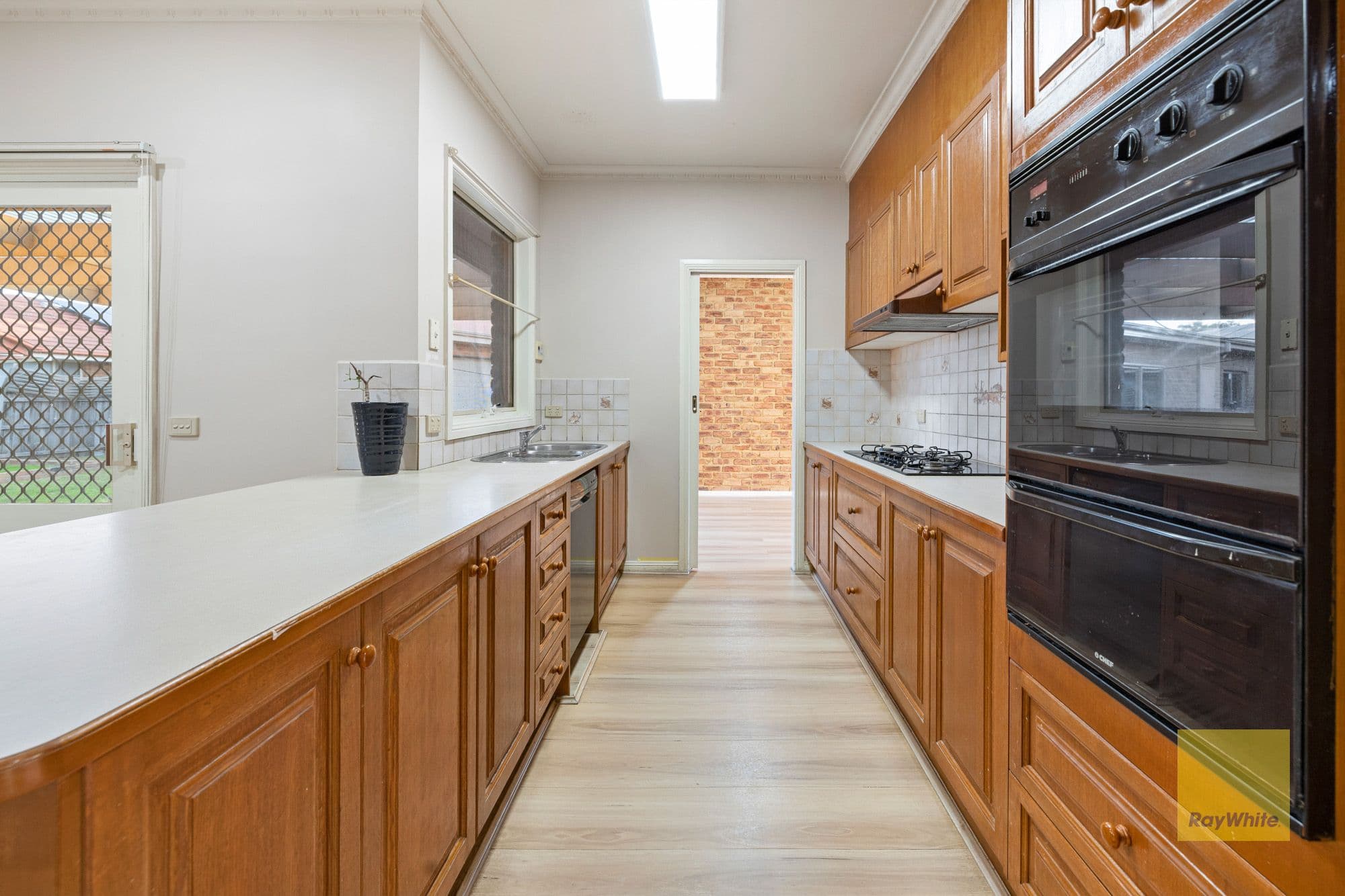 7 Rottnest Court, Hoppers Crossing VIC 3029, Hoppers Crossing - Thumbnail 2
