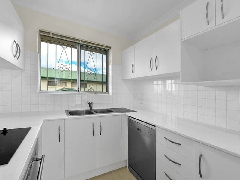 61 James Josey Av, Springfield Lakes - Thumbnail 2