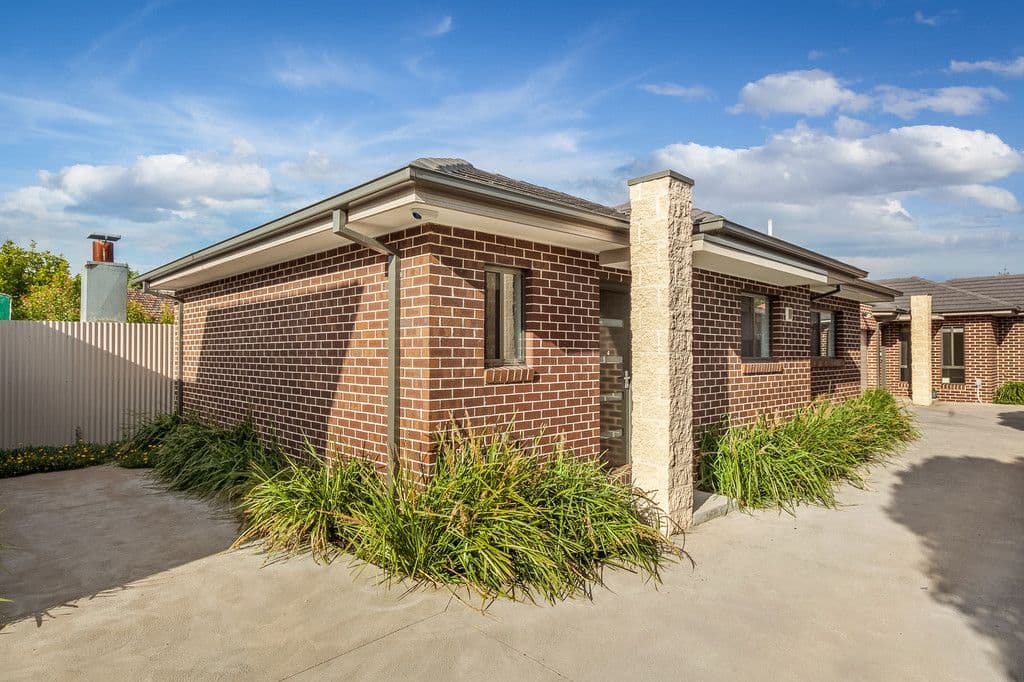 34 Willoughby Street, RESERVOIR VIC 3073, Reservoir - Image 1