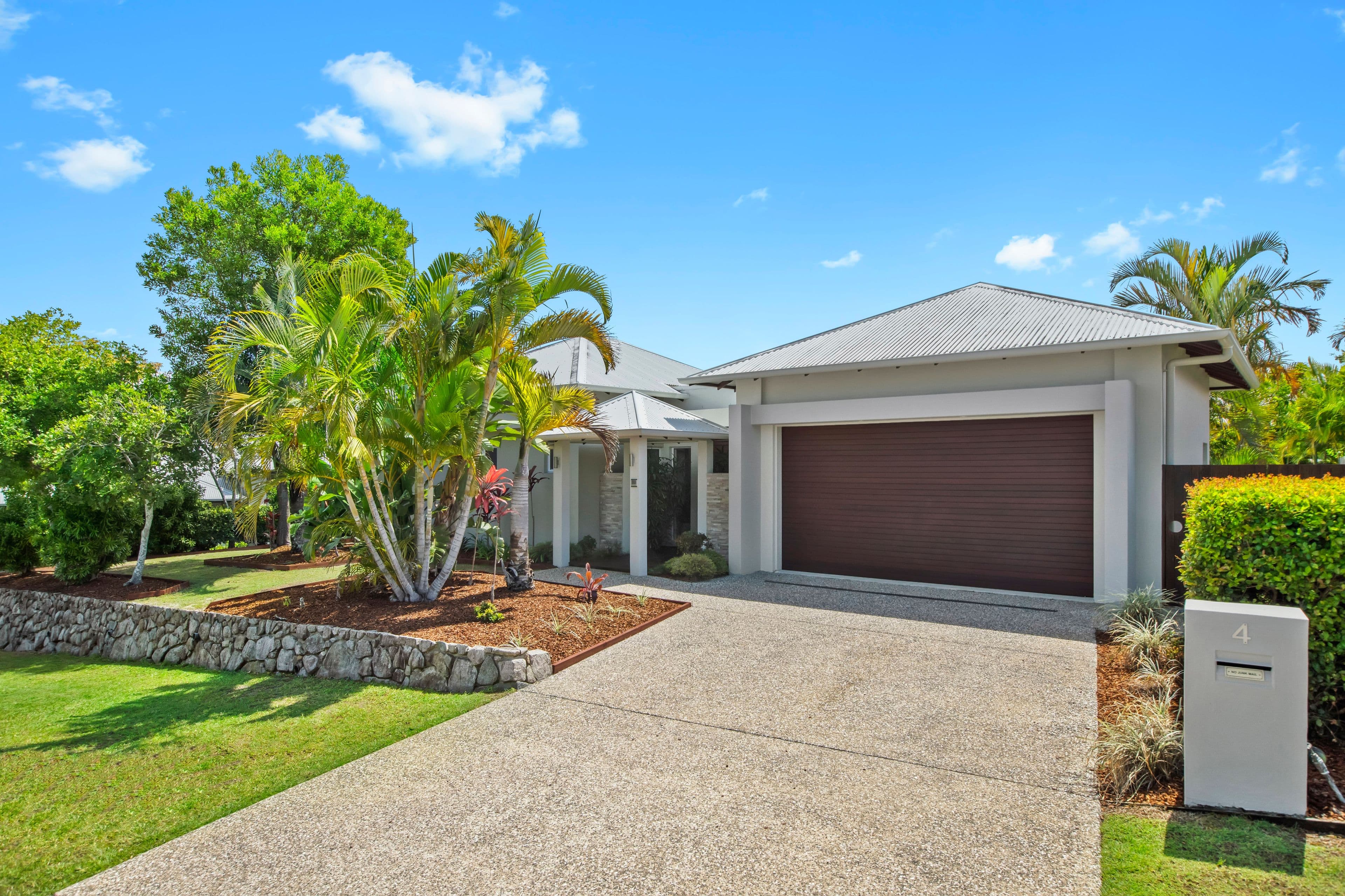 4 Dornoch Way, Peregian Springs QLD 4573, Peregian Springs - Thumbnail 2