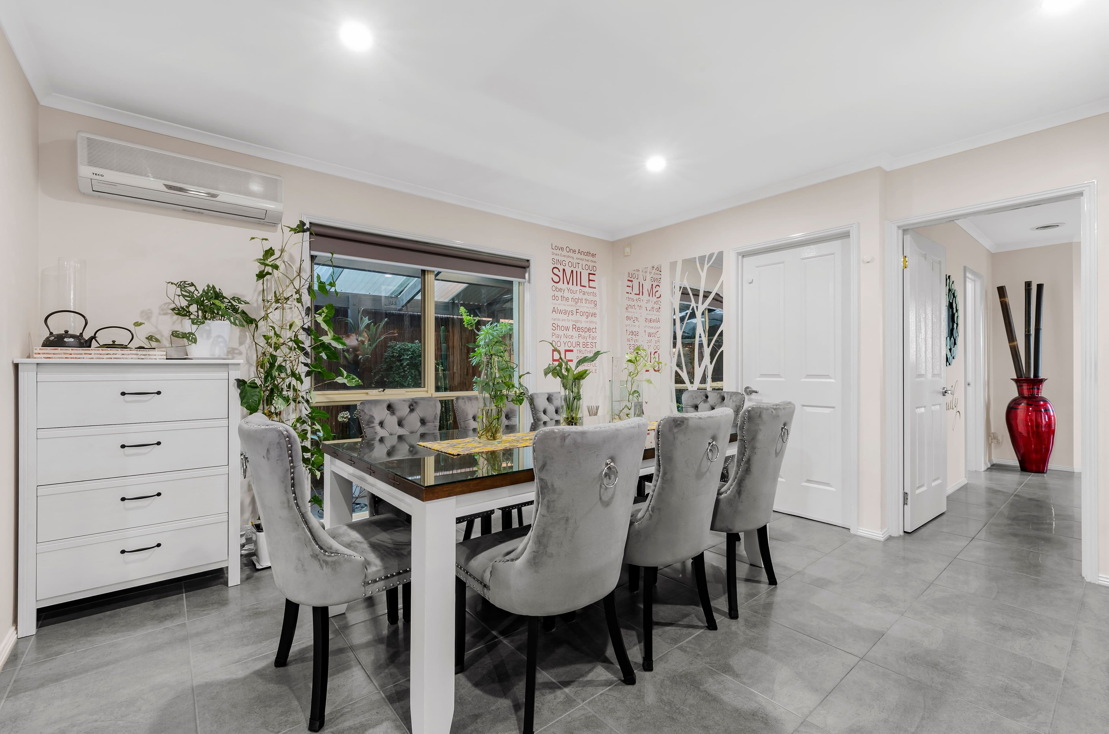 29 Bundanoon Avenue, Sunbury VIC 3429, Sunbury - Thumbnail 3