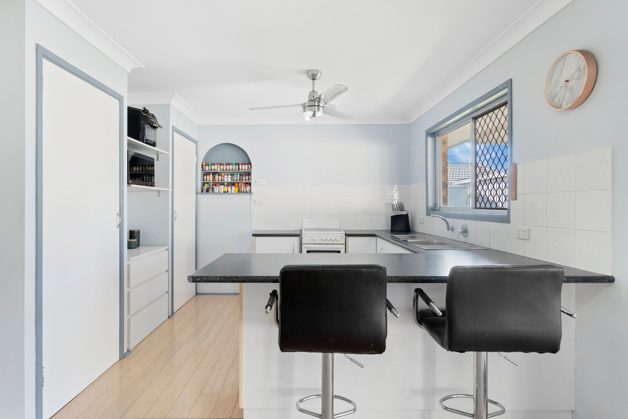 27 Glendevon Crescent, Mount Warren Park QLD 4207, Mount Warren Park - Thumbnail 8