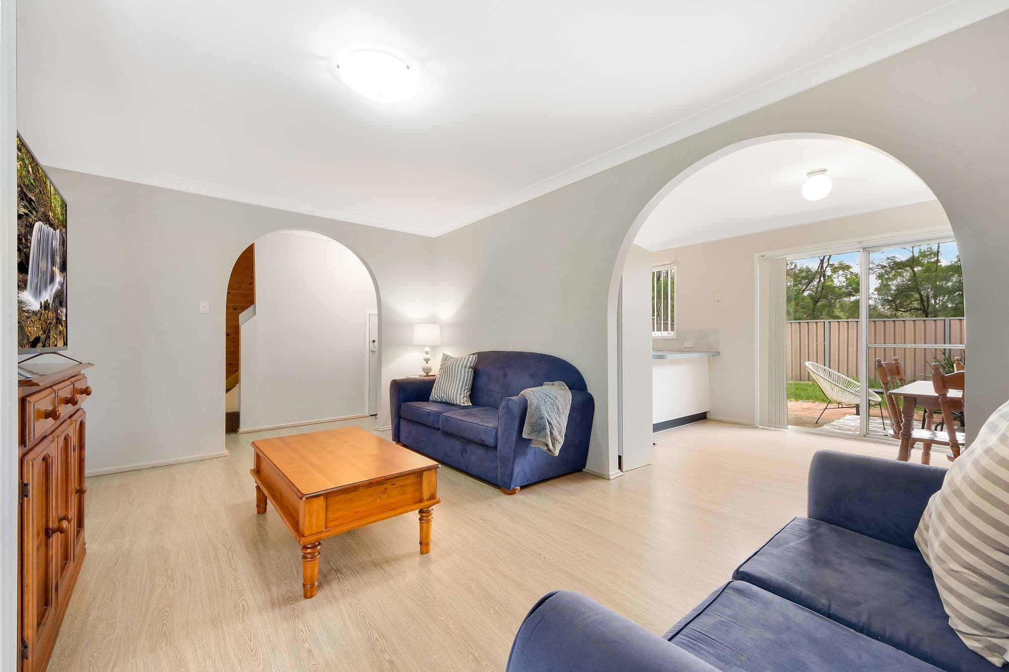 11 Mundarda Place, St Helens Park - Image 1