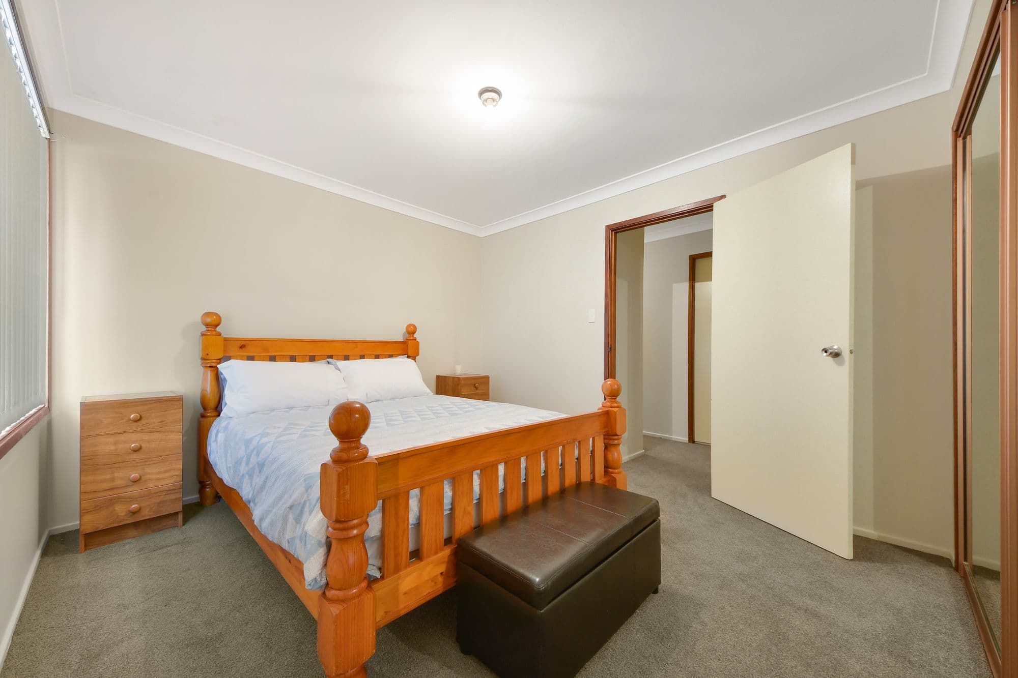 11 Mundarda Place, St Helens Park - Thumbnail 4