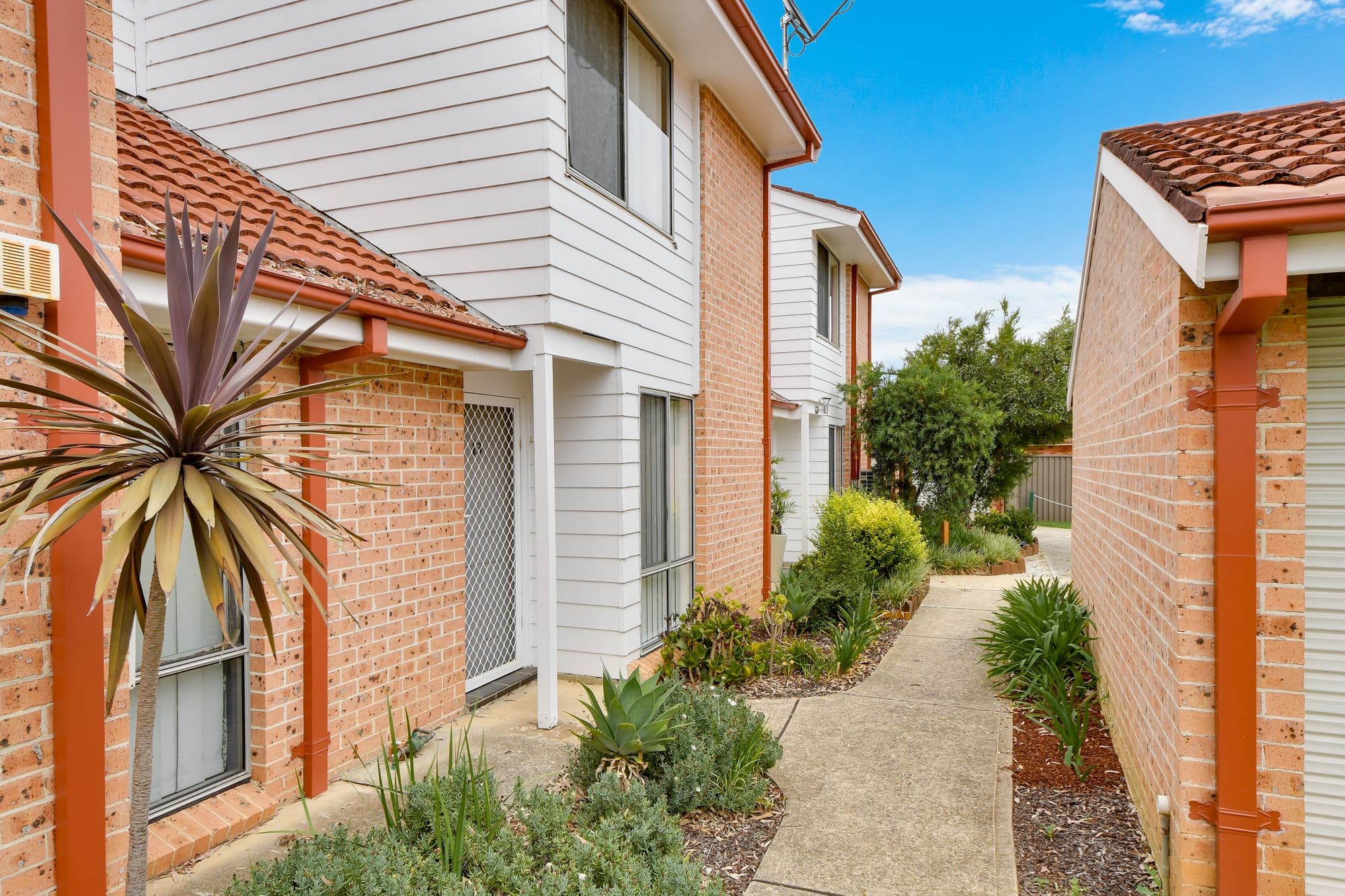 11 Mundarda Place, St Helens Park - Thumbnail 7