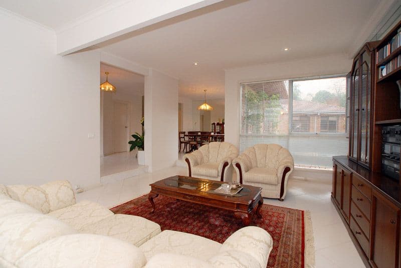 11 Glen Orchard Close, TEMPLESTOWE VIC 3106, Templestowe - Thumbnail 2