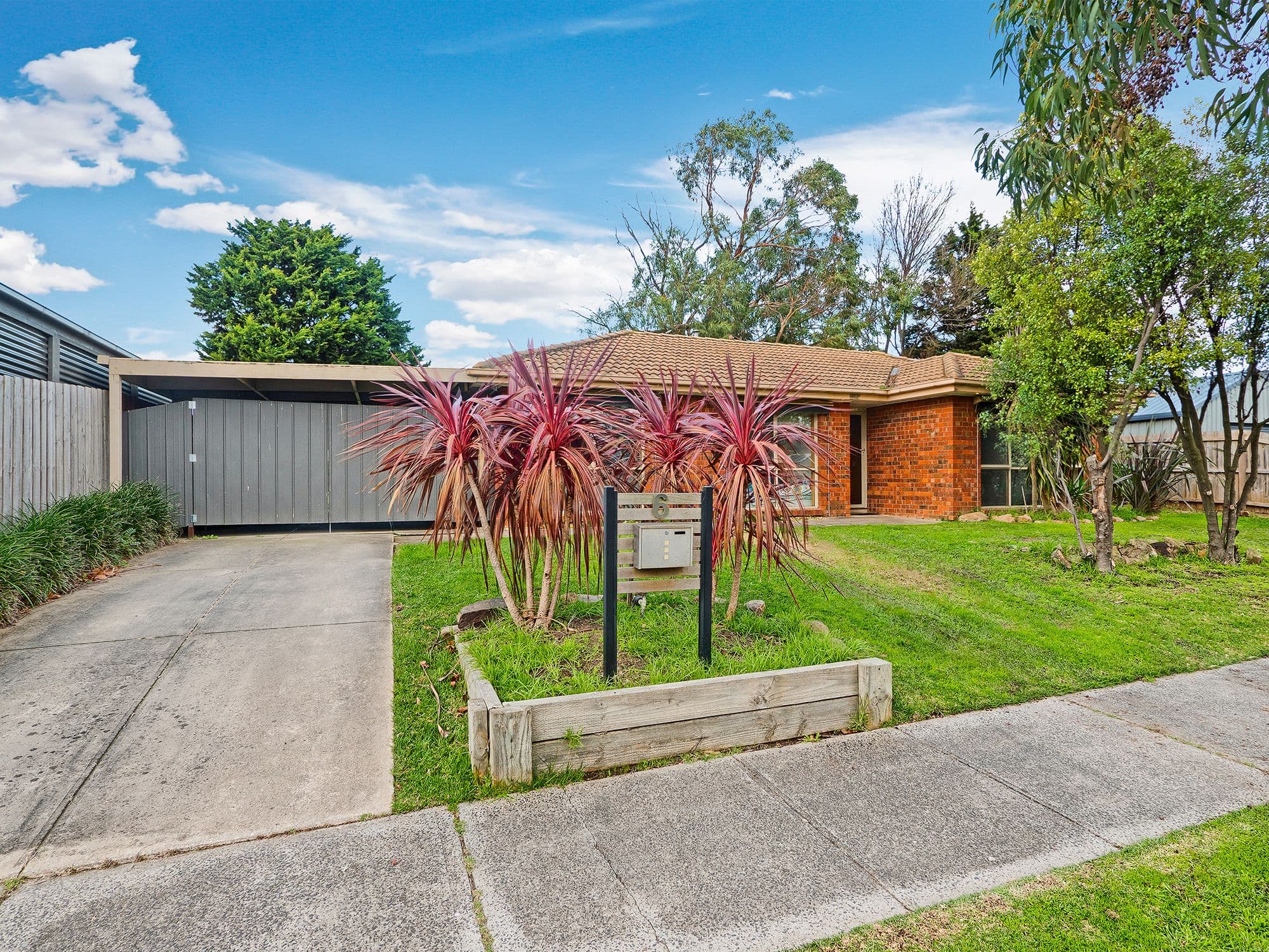 6 Caroline Crescent, Cranbourne West VIC 3977, Cranbourne West - Image 1