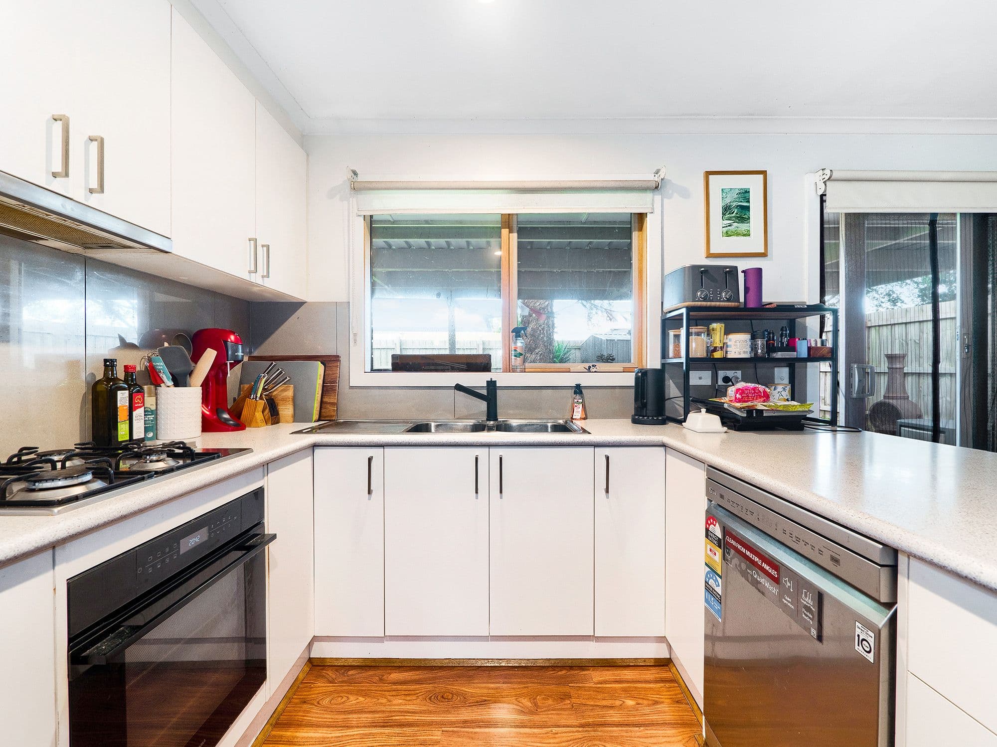 6 Caroline Crescent, Cranbourne West VIC 3977, Cranbourne West - Thumbnail 4