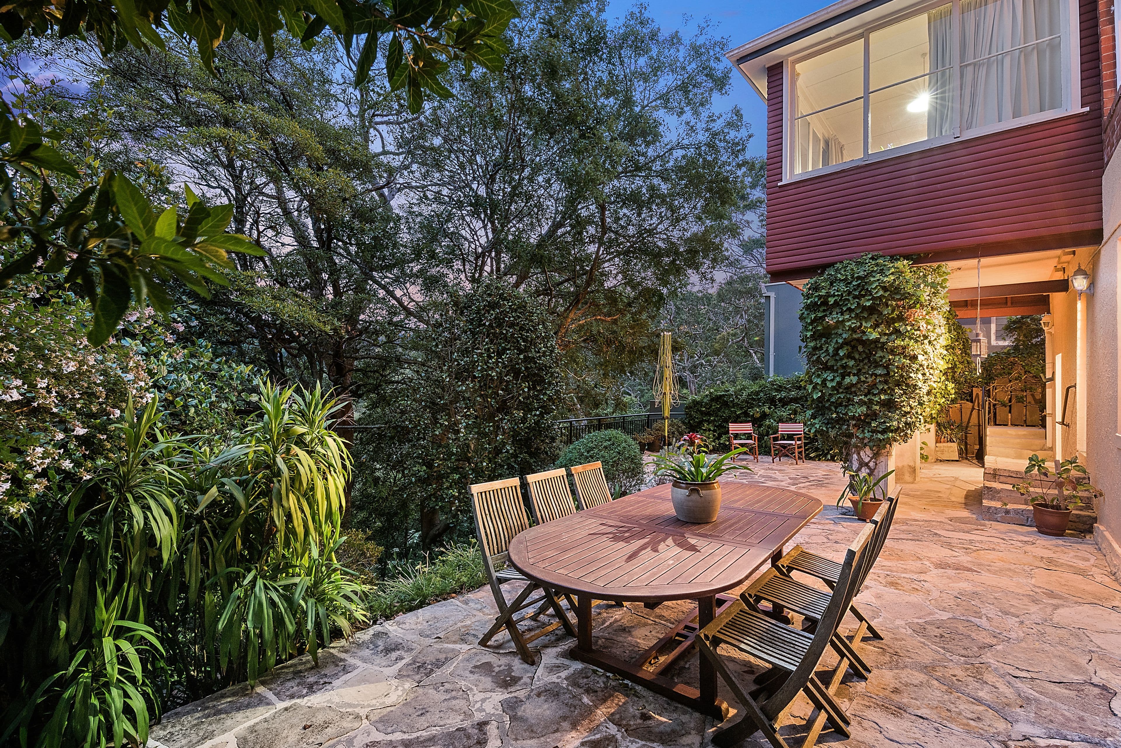 36 Lower Cliff Avenue, Northbridge - Image 1