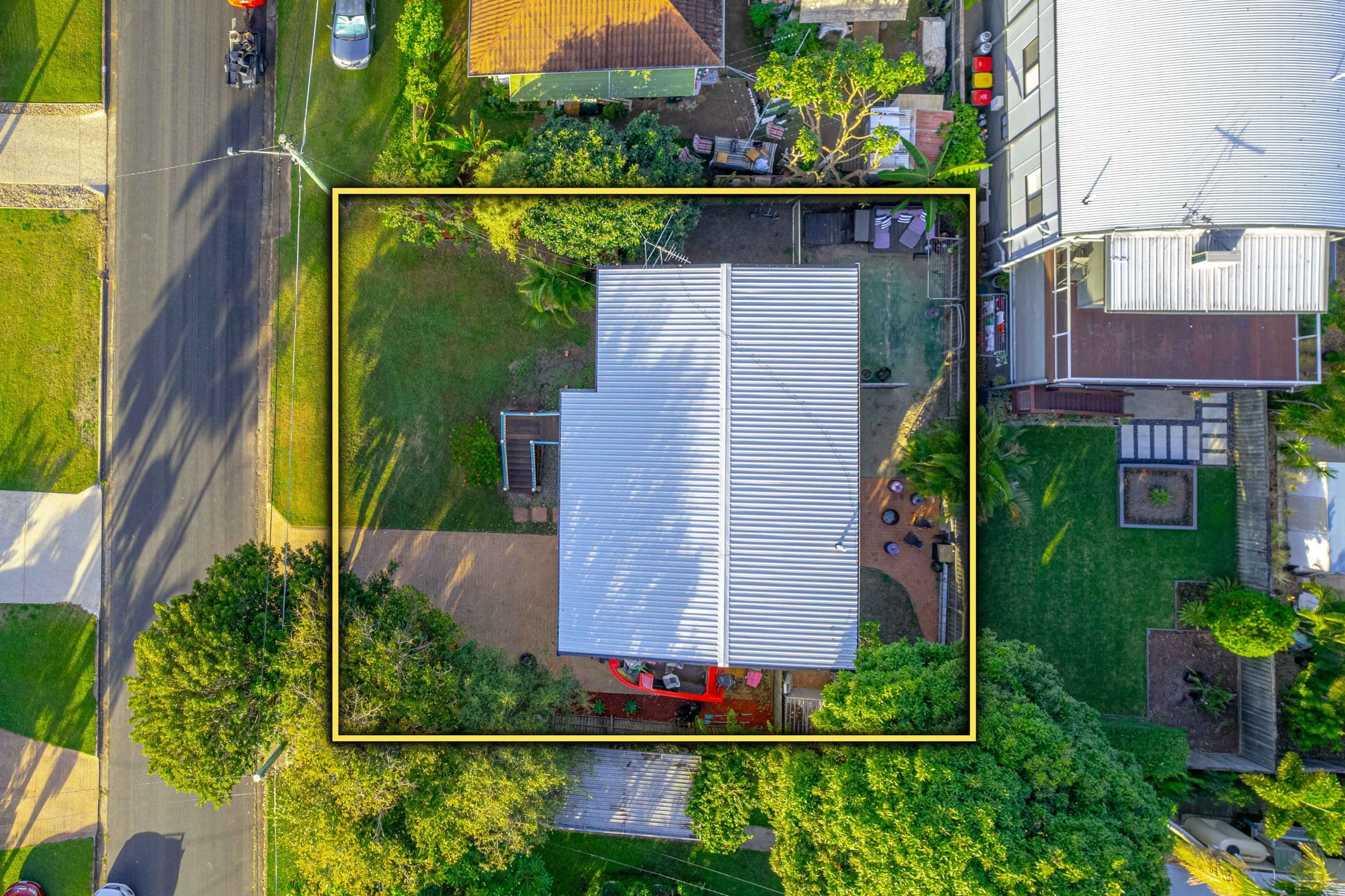 2 Inglis Street, Woody Point QLD 4019, Woody Point - Thumbnail 3