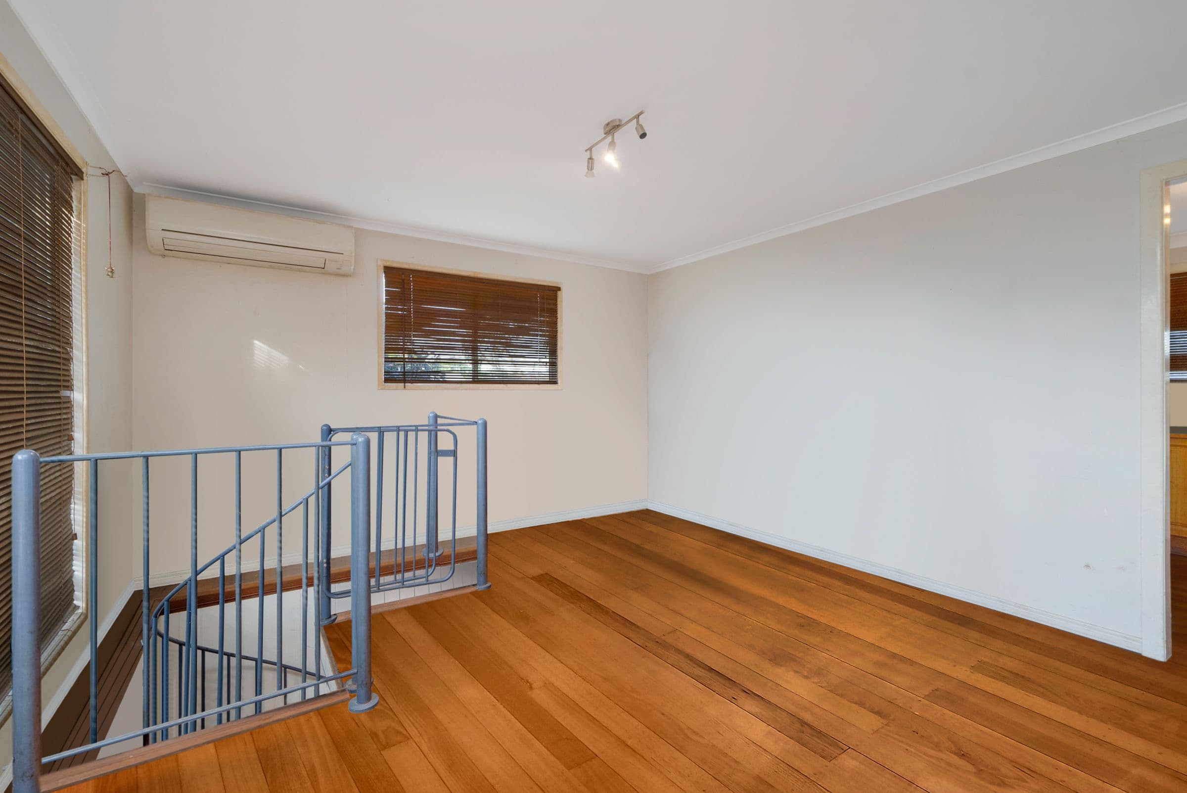 2 Inglis Street, Woody Point QLD 4019, Woody Point - Thumbnail 4