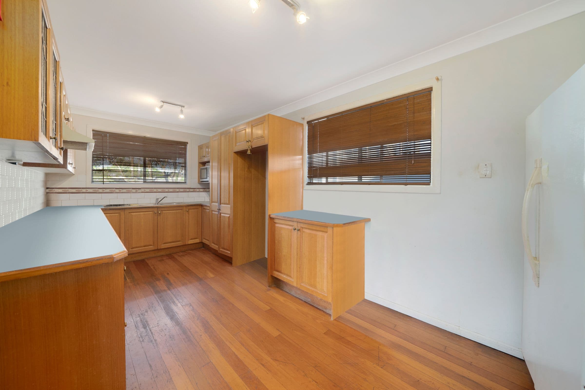 2 Inglis Street, Woody Point QLD 4019, Woody Point - Thumbnail 6