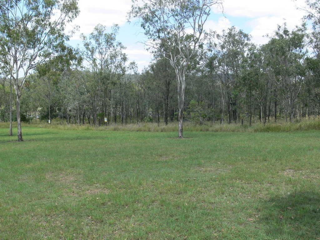 2 Highland Street, Esk QLD 4312, Esk - Thumbnail 4