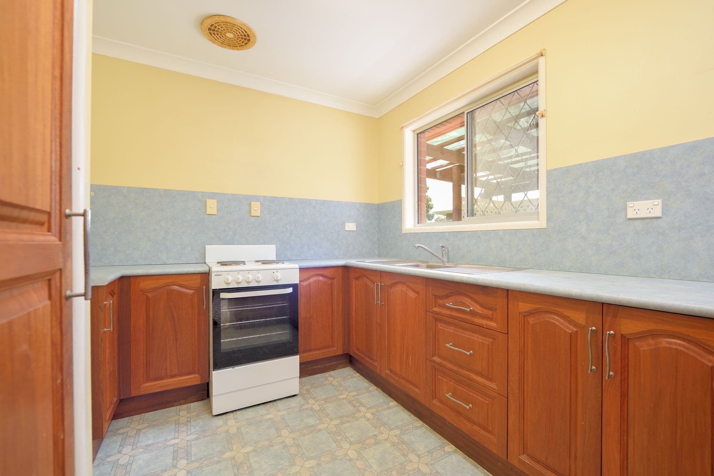 10 Atholl Court, Kin Kora QLD 4680, Kin Kora - Thumbnail 6
