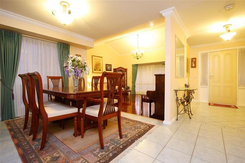 210 Blossom Park Drive, MILL PARK VIC 3082, Mill Park - Thumbnail 3