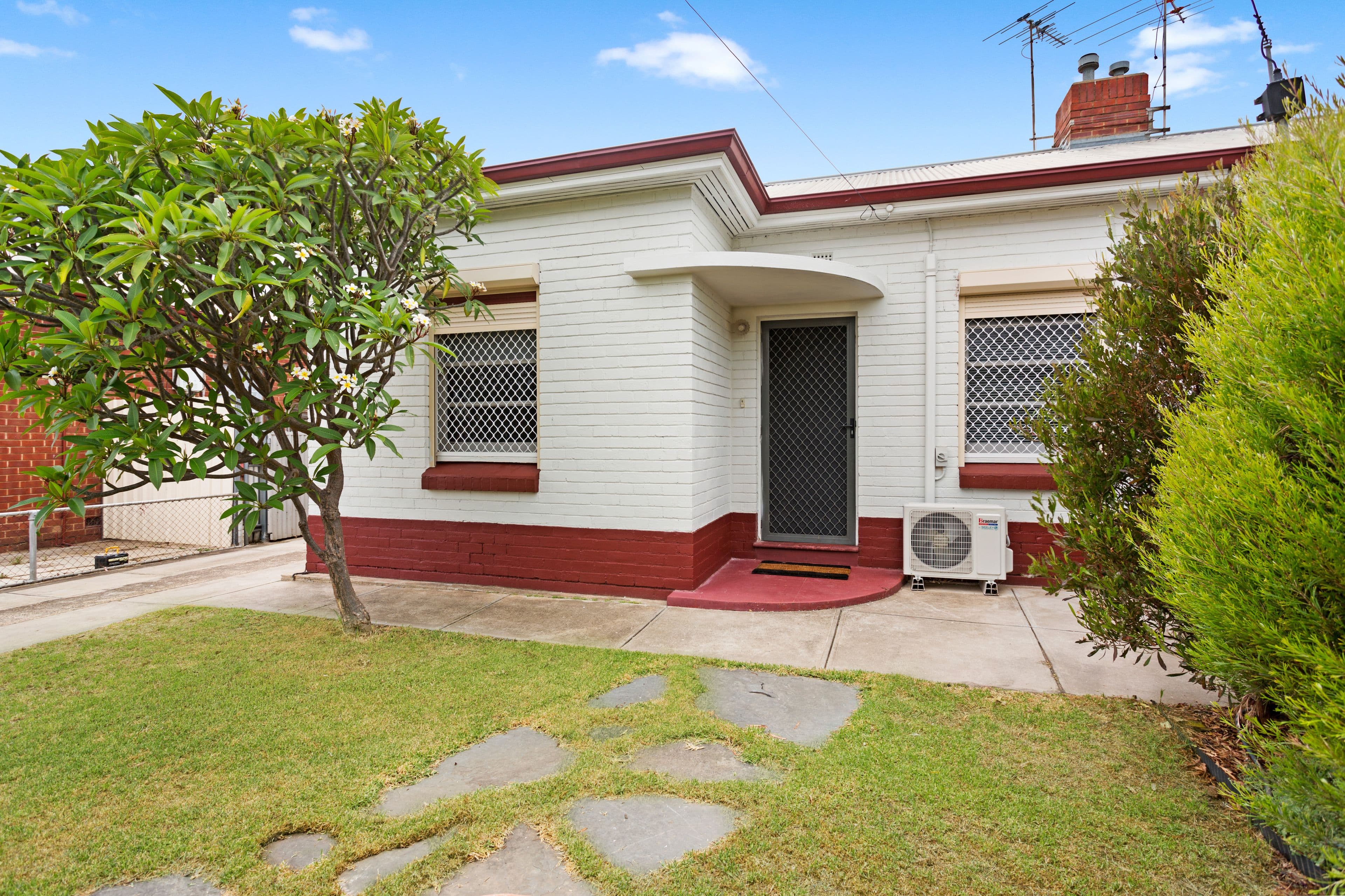 24 Tulloch Avenue, Pennington SA 5013, Pennington - Image 1