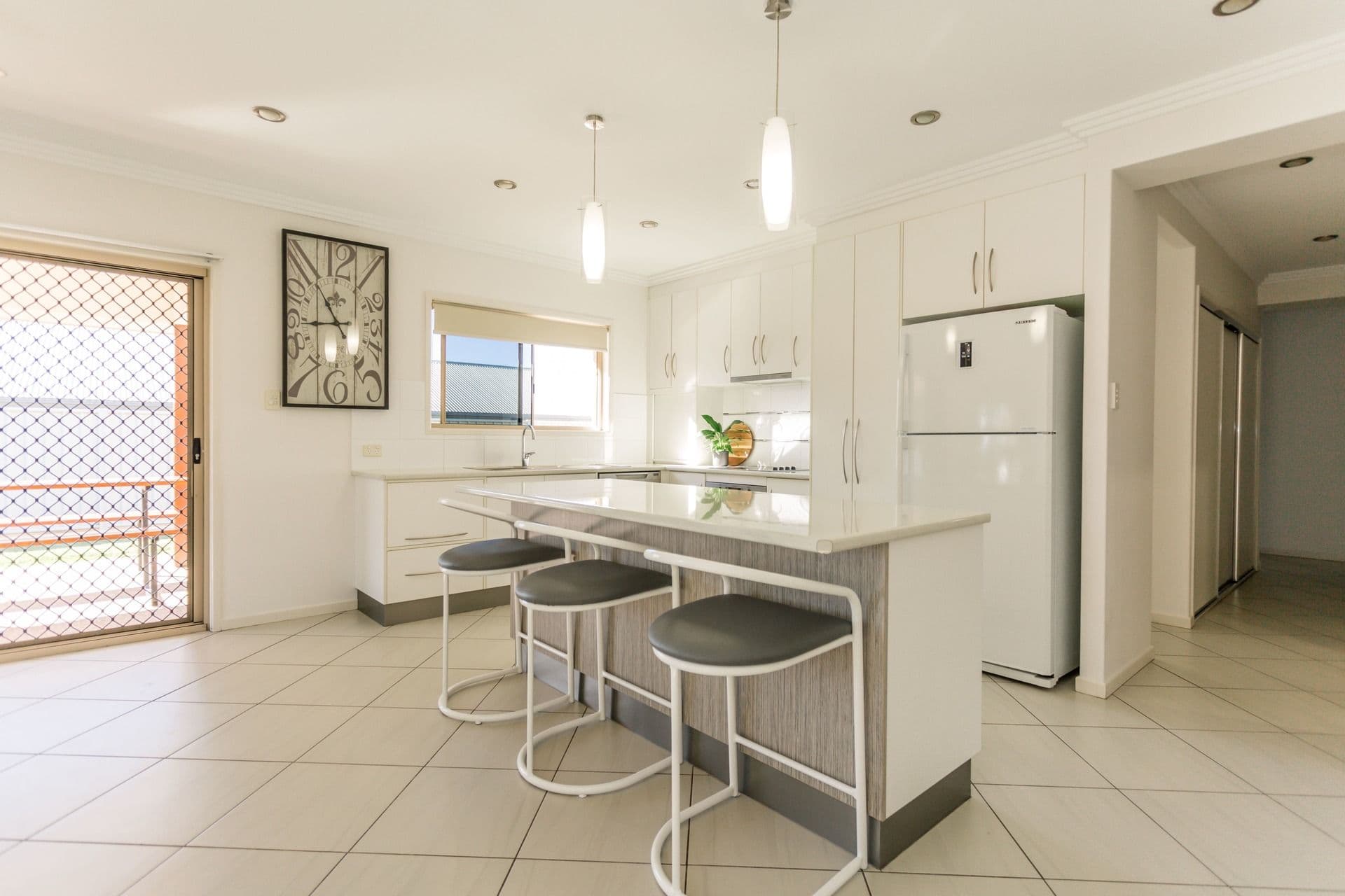 8 Wright Street, Emerald QLD 4720, Emerald - Thumbnail 6