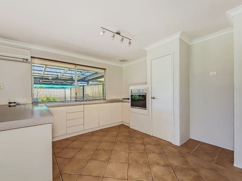 56 The Avenue, WARNBRO WA 6169, Warnbro - Thumbnail 8