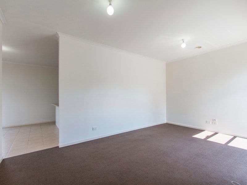 5 Rosslyn Avenue, SEAFORD VIC 3198, Seaford - Thumbnail 3