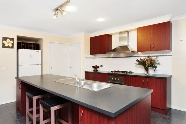 2 Amadeus Street, WYNDHAM VALE VIC 3024, Wyndham Vale - Thumbnail 3