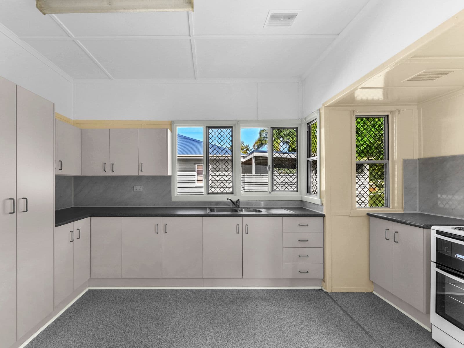 185 Chataway Street, Carina Heights QLD 4152, Carina Heights - Thumbnail 4