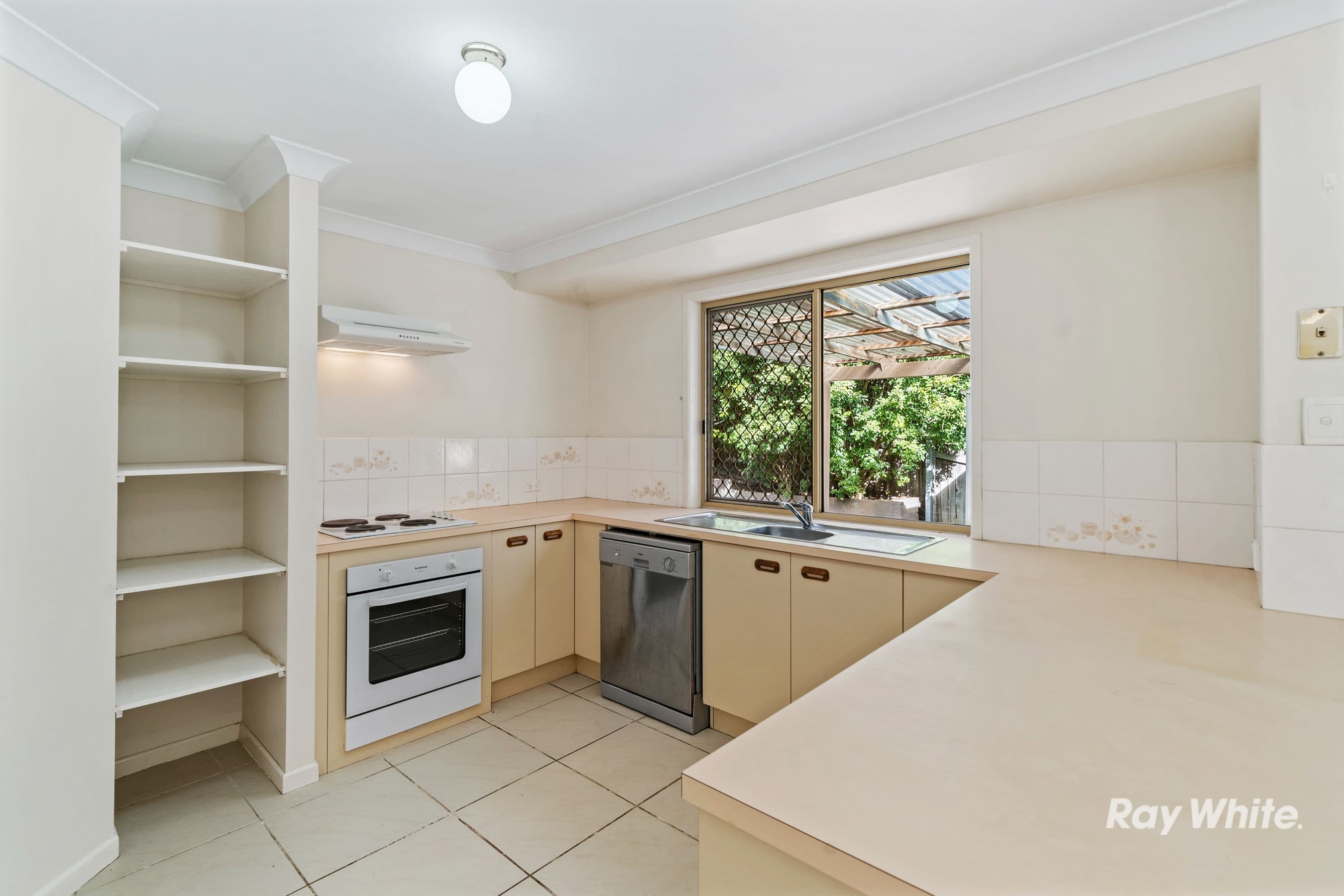 26 Lollard Street, Hillcrest QLD 4118, Hillcrest - Thumbnail 6