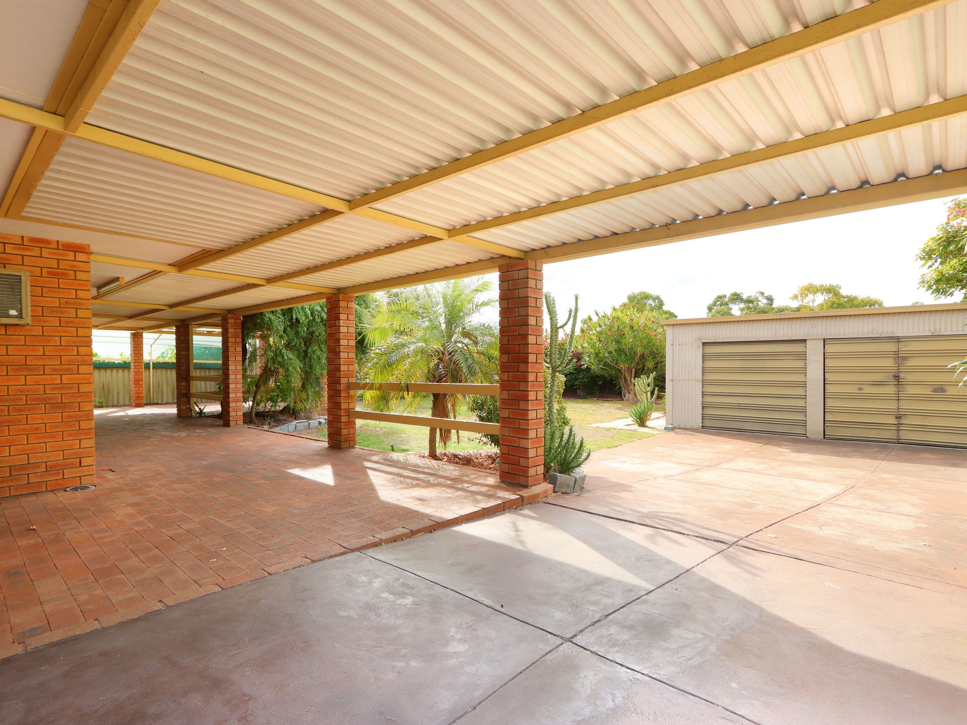 98 Railway Parade, Queens Park WA 6107, Queens Park - Thumbnail 4