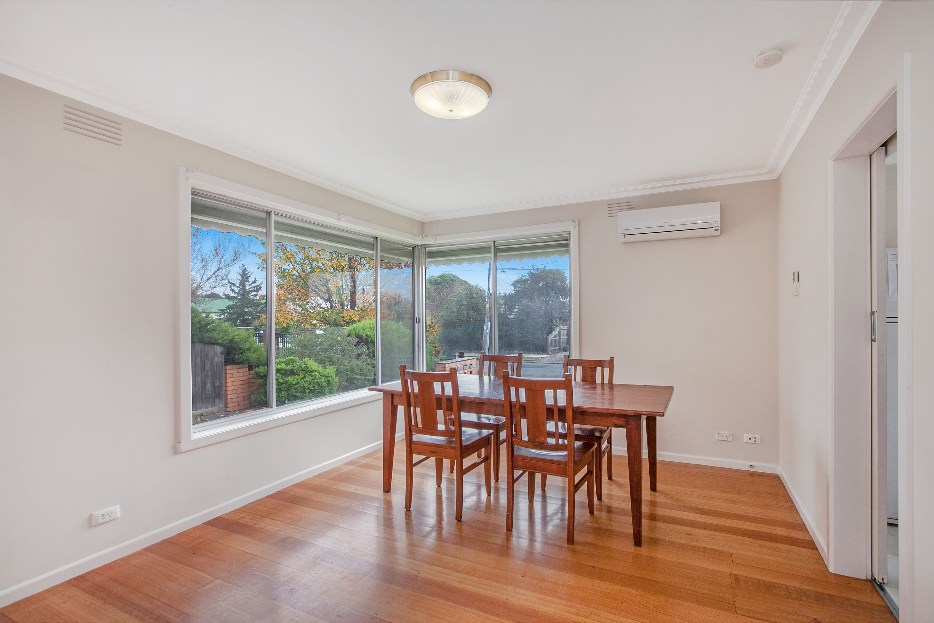 65 Thackeray Road, Reservoir VIC 3073, Reservoir - Thumbnail 2
