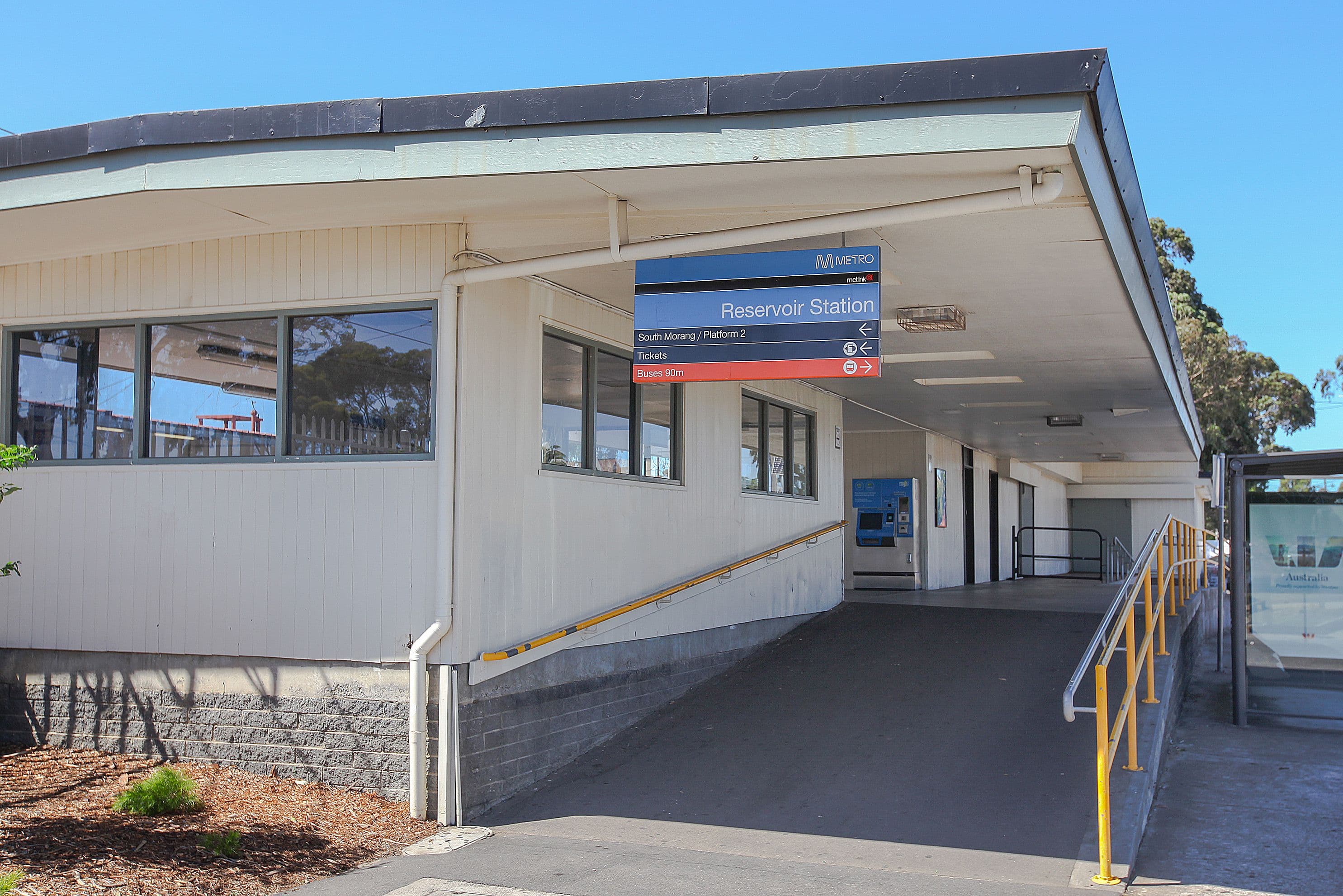 65 Thackeray Road, Reservoir VIC 3073, Reservoir - Thumbnail 6
