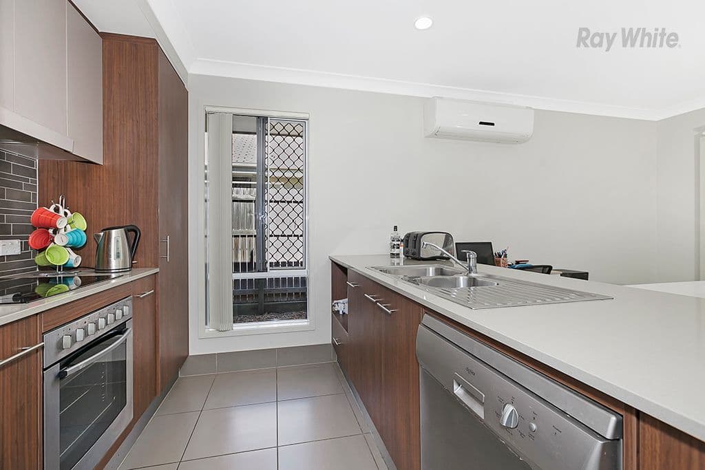 12 McIlwaith Street, North Lakes QLD 4509, North Lakes - Thumbnail 2
