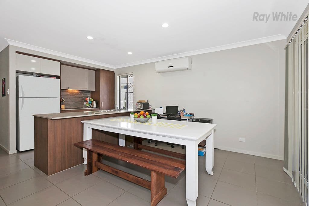 12 McIlwaith Street, North Lakes QLD 4509, North Lakes - Thumbnail 3